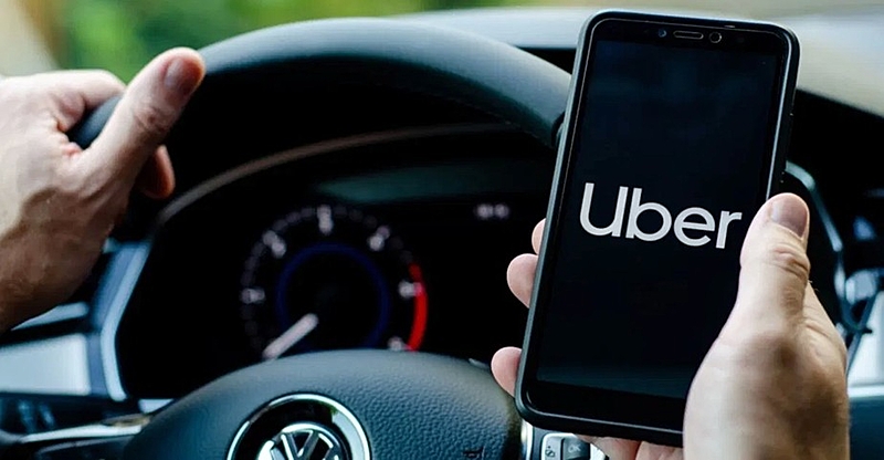 Justiça condena Uber por concorrência desleal contra taxistas