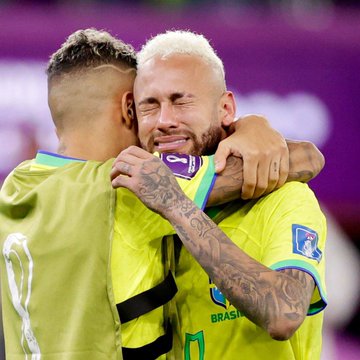Por que Tite não fez como a Argentina que botou Messi para bater o primeiro pênalti e  preferiu deixar Neymar de fora da primeira cobrança?