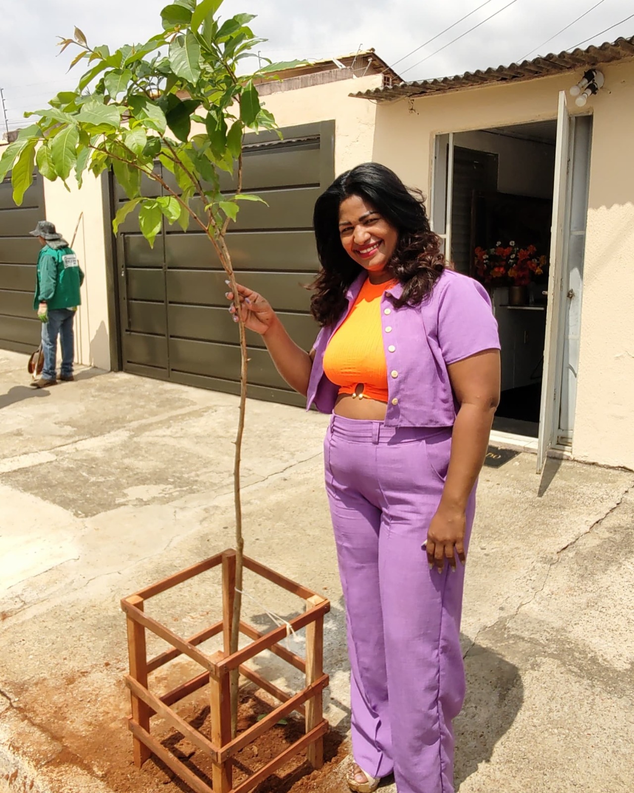 Imagem destacada do post: Comunidade adere ao projeto Disque-Árvore para preservar o verde de Goiânia