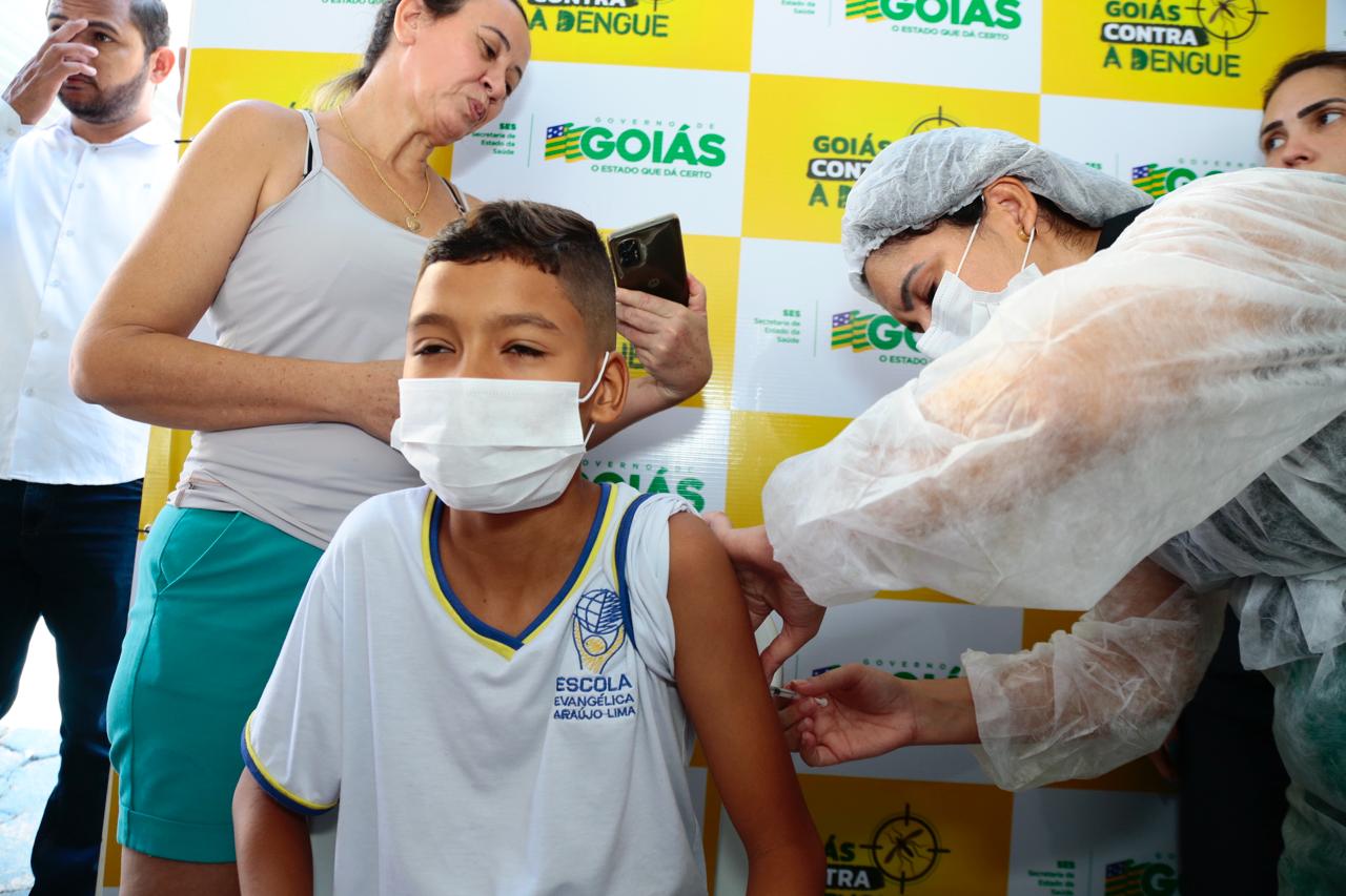 Aparecida reforça a vacinação infantil contra a dengue