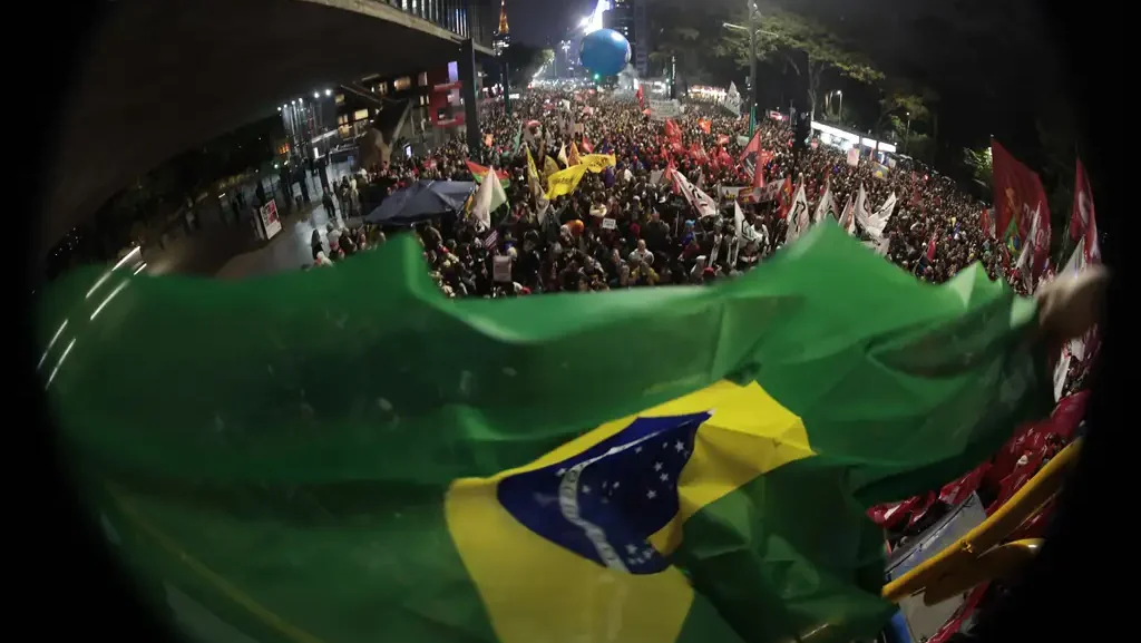 PT lança campanha Defenda o Brasil 1 1001002645