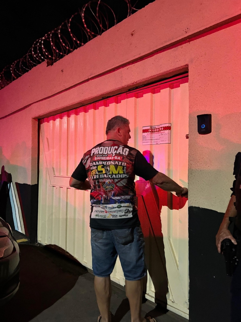 Operação interdita bares e leva menor à Central de Flagrantes em Aparecida 1 gcm aparecida