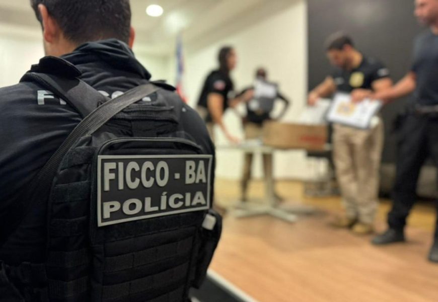 Integrante da Força Integrada de Combate ao Crime Organizado (FICCO) Foto: Polícia Civil da Bahia
